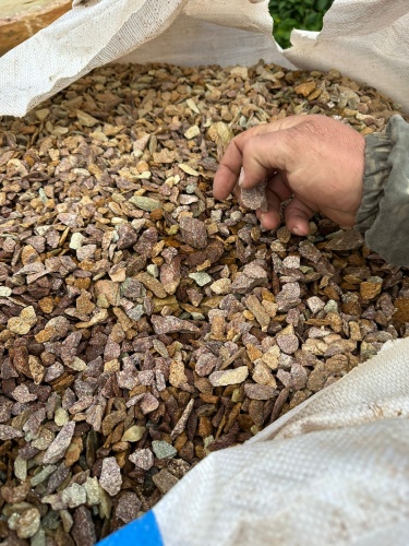 Златолит персиковый декоративная каменная крошка купить в Ирбите