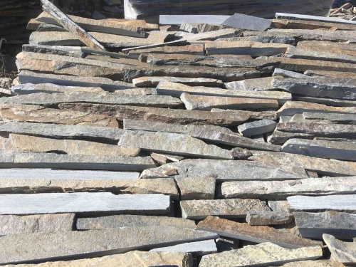 Горбушка златолит мультиколор для облицовки купить в Ирбите