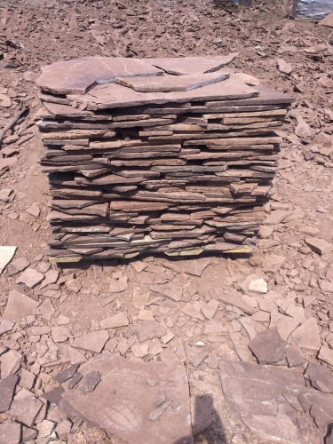 Плитняк лемезит бордовый для цоколя 1,5-2 см купить в Ирбите