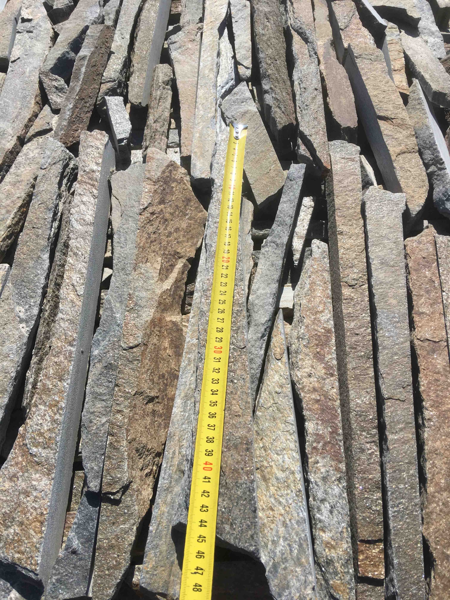 Горбушка златолит мультиколор для облицовки купить в Ирбите