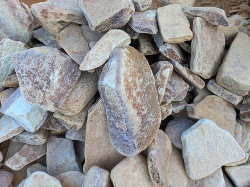 Златолит жёлтый, жёлто-зелёный глыбки и валуны для ланшафтного дизайна купить в Ирбите