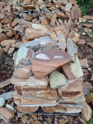 Златолит жёлтый, жёлто-зелёный глыбки и валуны для ланшафтного дизайна купить в Ирбите