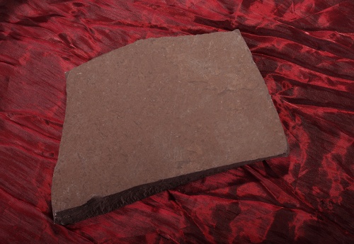 Плитняк лемезит бордовый для цоколя 1,5-2 см купить в Ирбите