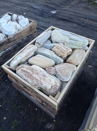 Златолит жёлтый, жёлто-зелёный глыбки и валуны для ланшафтного дизайна купить в Ирбите