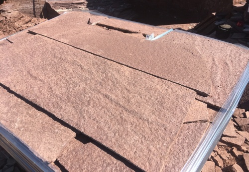 Плитняк лемезит бордовый для ступеней 20-25 мм купить в Ирбите